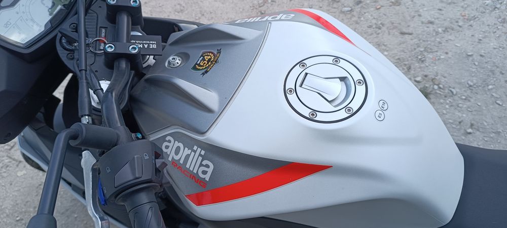 Aprilia tuono 125