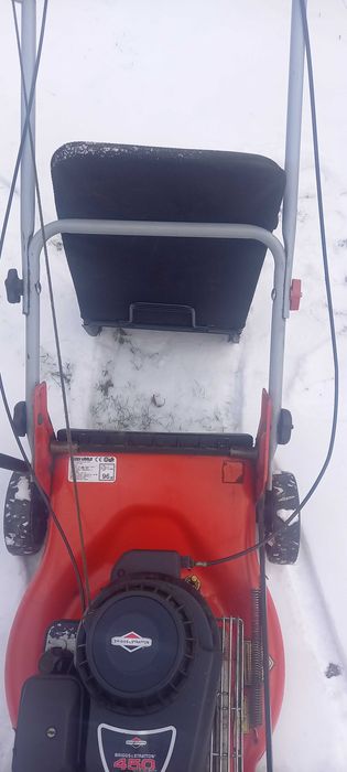 Kosiarka spalinowa  silnik Briggs 4,5 km z koszem