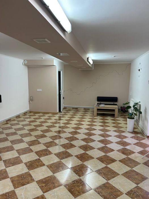 Продаж приміщення