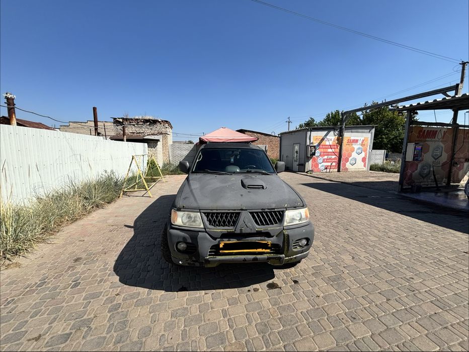 Mitsubishi pajero sport