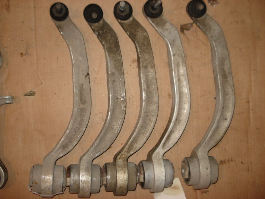 Рычаг подвески Audi, Volkswagen, SEAT, Skoda, VW, кн: 8E0407693AG