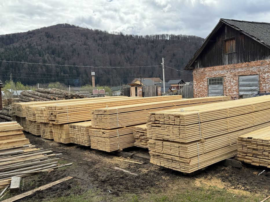 Пиломатеріали Різні Розміри Євро Якість Опт Роздріб
