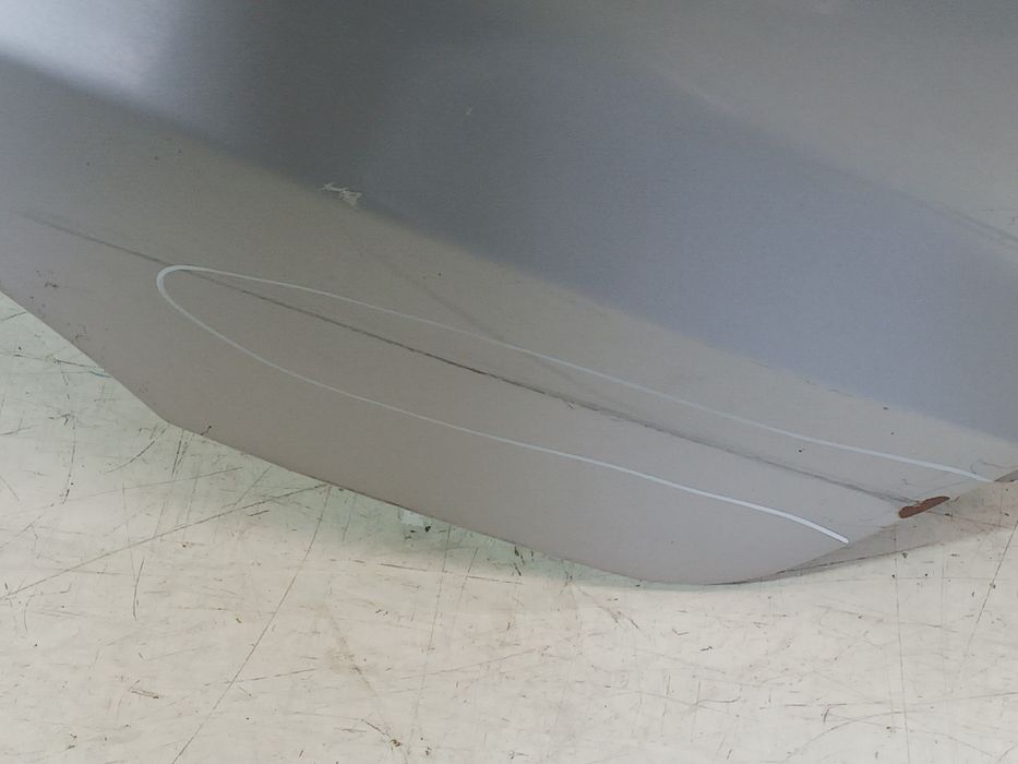 Guarda-lamas direito HYUNDAI H-1 / Starex (A1)