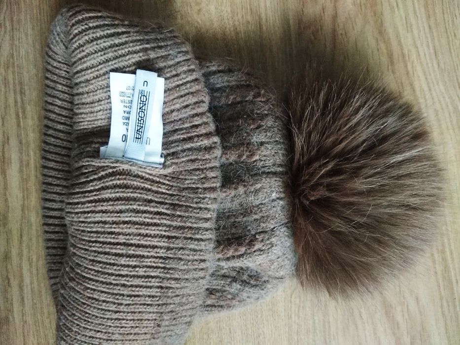 Czapka z pomponem Unisono Angora brąz