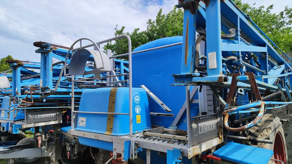 Оприскувач причіпний Primus 35