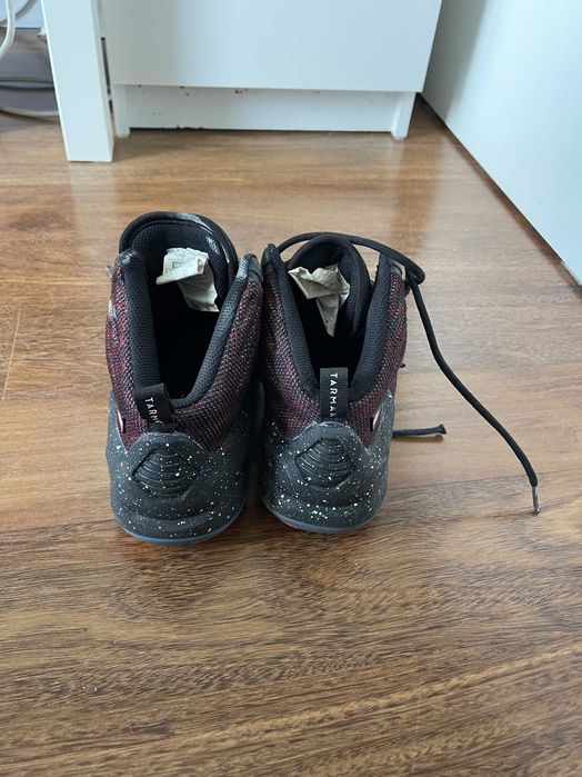 Sapatos Basquete Tarmak (41)