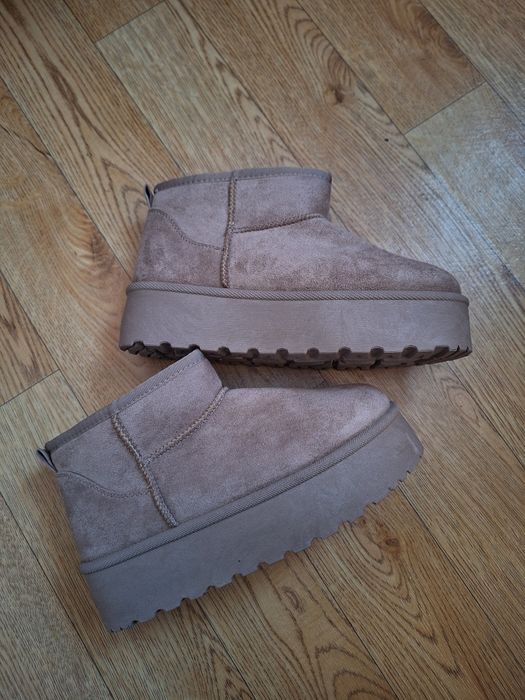 Угги жіночі на платформі