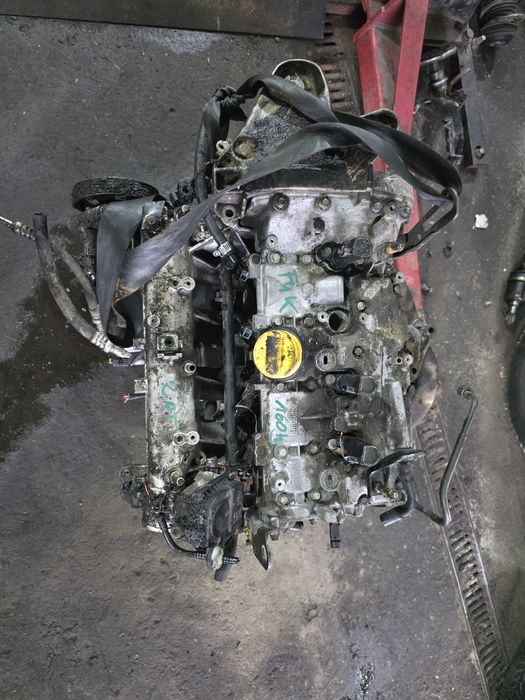 Silnik 2.0 dci M9R Renault Nissan Trafic Vivaro  Velsatis  Laguna
