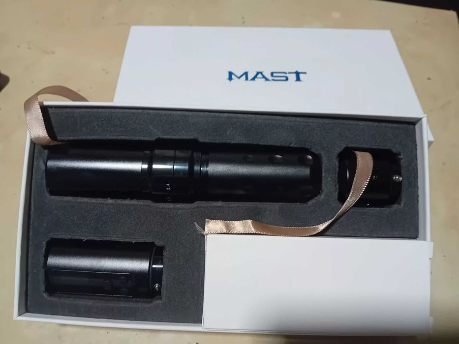 Vendo máquina de tatuagem professional nova