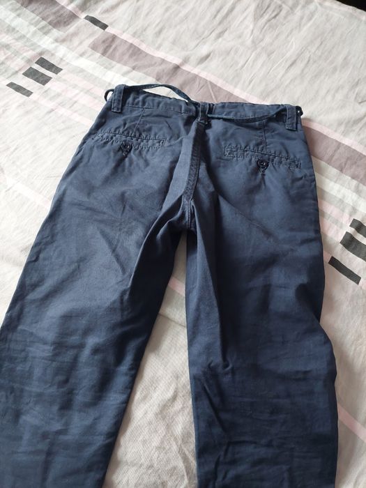 Spodnie granatowe eleganckie rozmiar 122 dla chłopca