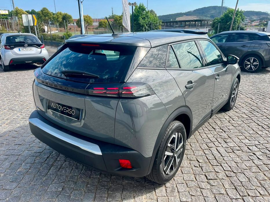 Peugeot e-2008 Active