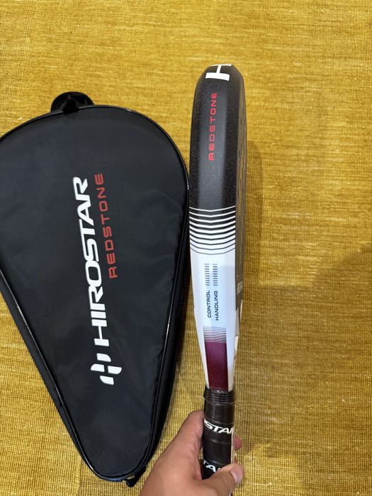 Raquete padel Nova: Hirostar Redstone 2026