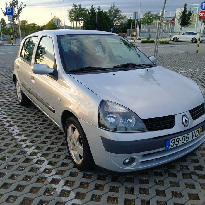 Renault Clio 2003 1.2