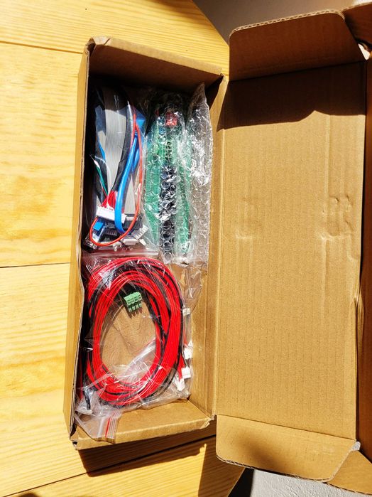 105ah Ящік на колесах + BMS JK-PB2A16S20P