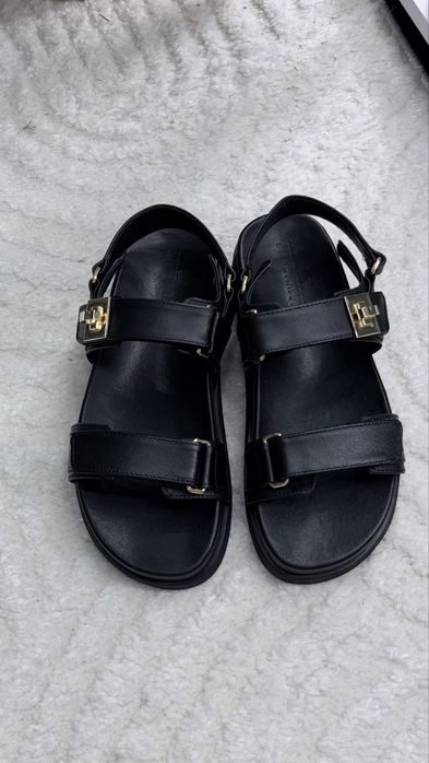 Шкіряні босоніжки сандалі Steve Madden Mona
