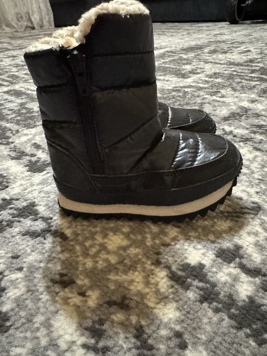 Дутиуи на хлопчика або на дівчинку нові