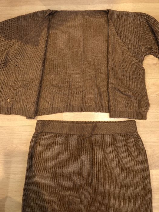 Вʼязаний костюм кардиган і спідниця