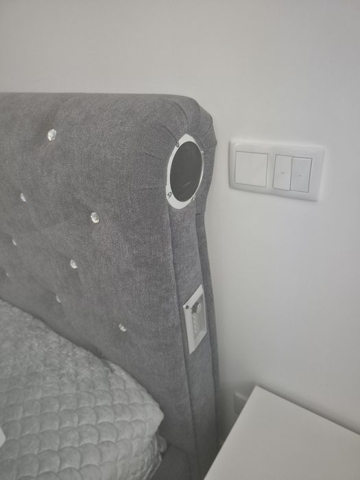 Quarto de casal  + 2 banco