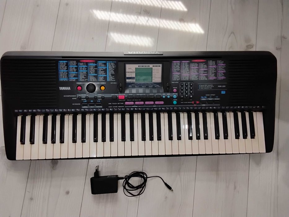Keyboard organy Yamaha PSR- 220