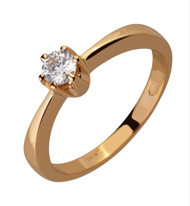 золота каблучка з діамантом
