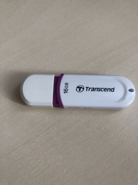 Флеш пам'ять USB Transcend 16 Gb