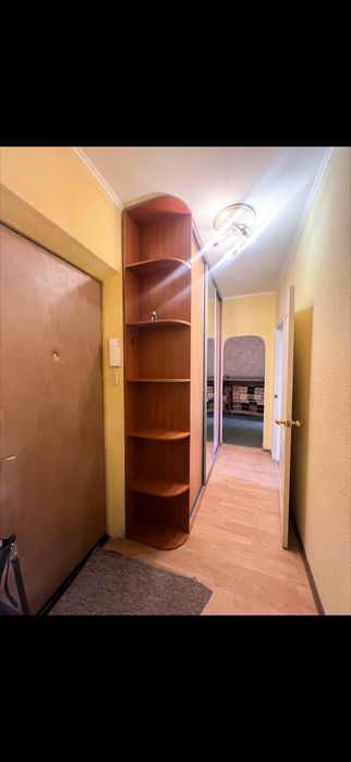 2 вбудовані шафи купе/ можна по окремості придбати