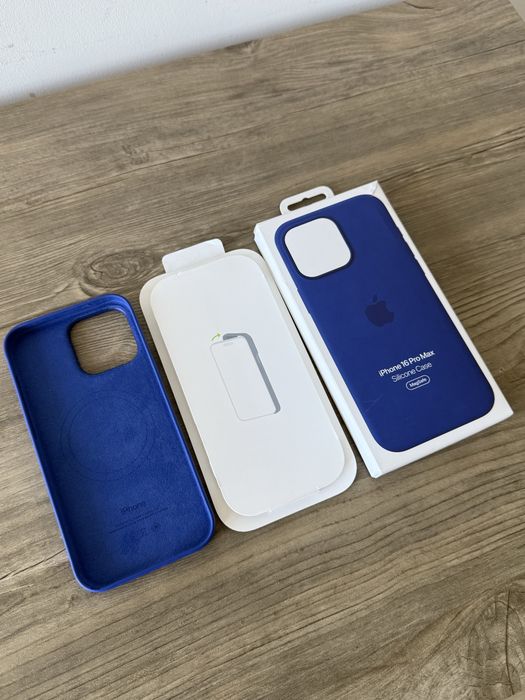 Oryginal Etui IPhone 16Pro Max Blue