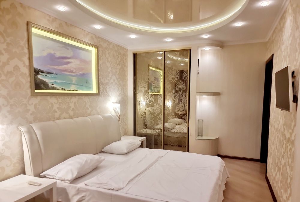 Погодинно, подобово  2к кв на Осокорках с джакузі та каміном.