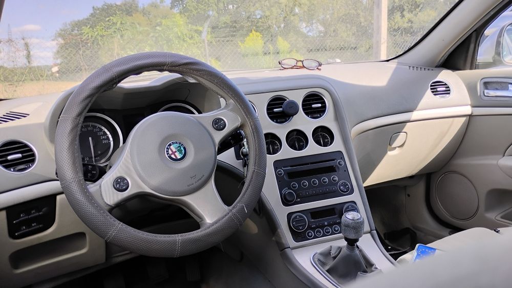 Dowolna część Alfa Romeo 159