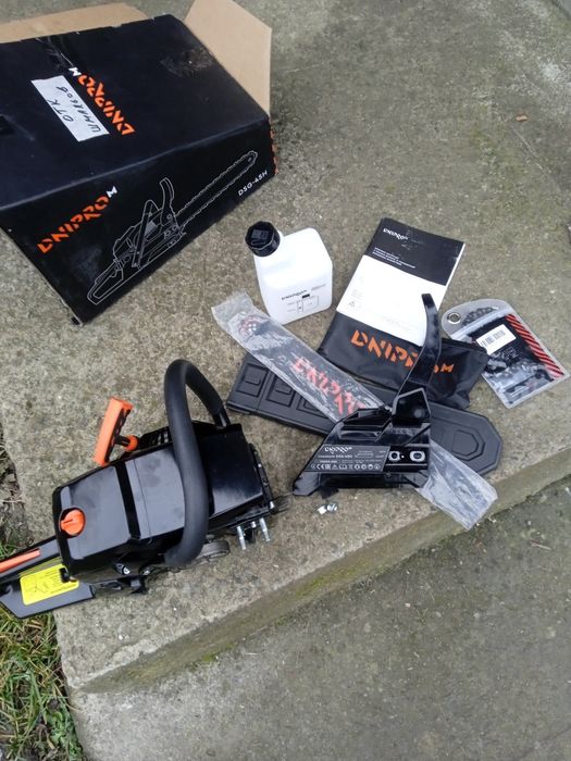 Продам бензопилу