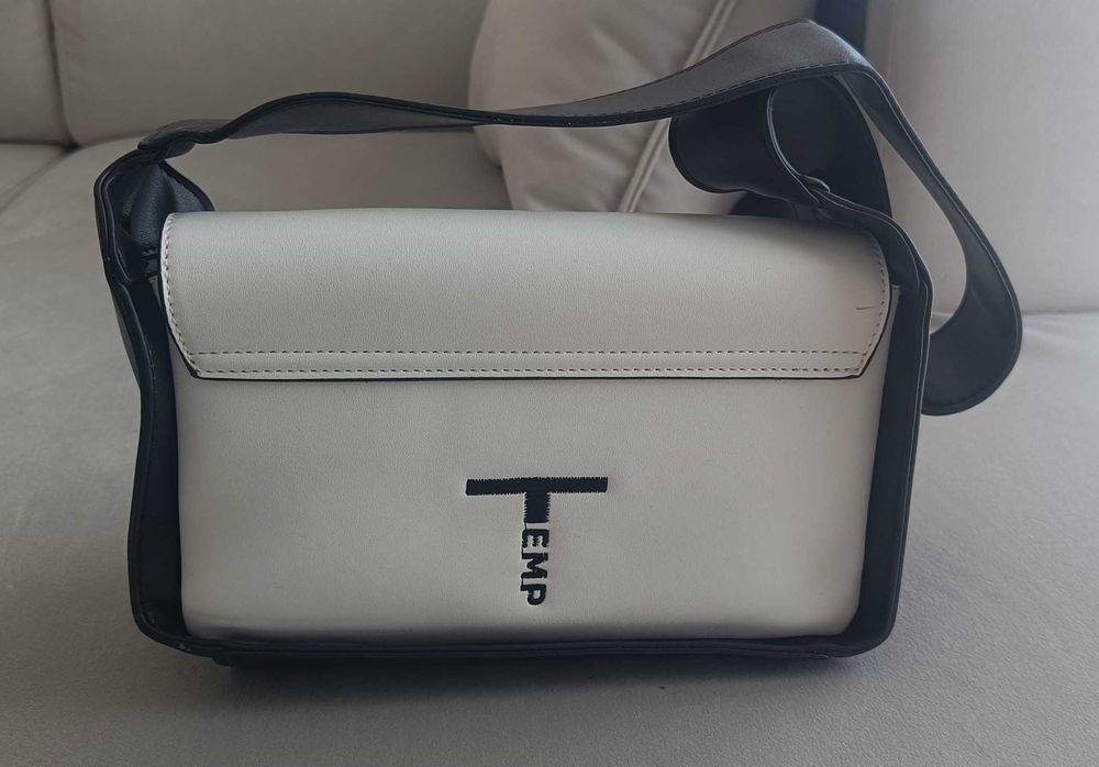 Mala Ana Sousa Branco e Preto