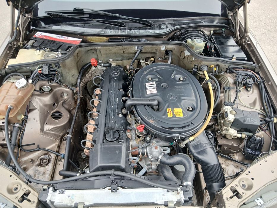 Мерседес W126 SE300 90рік