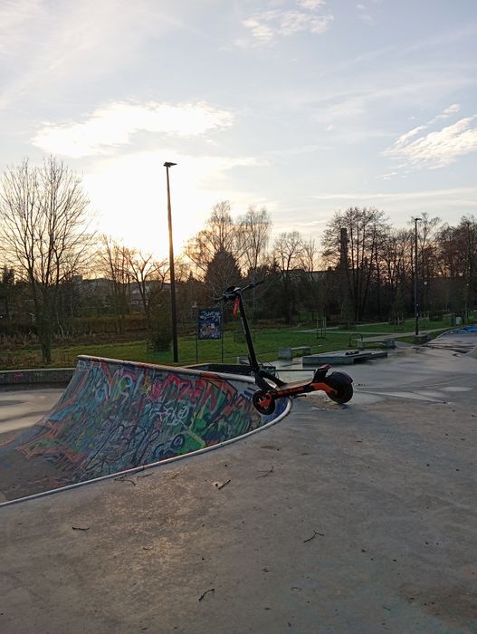 Kukurin g3 zamienie zad dh/dirt ma gwarancjr reszta opis