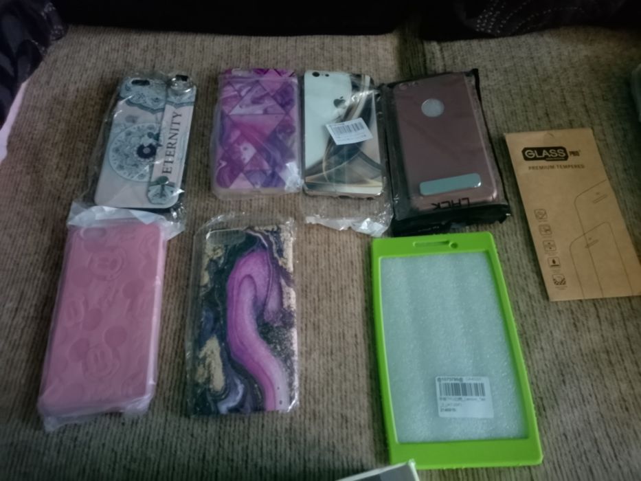 Etui iPhone 24szt