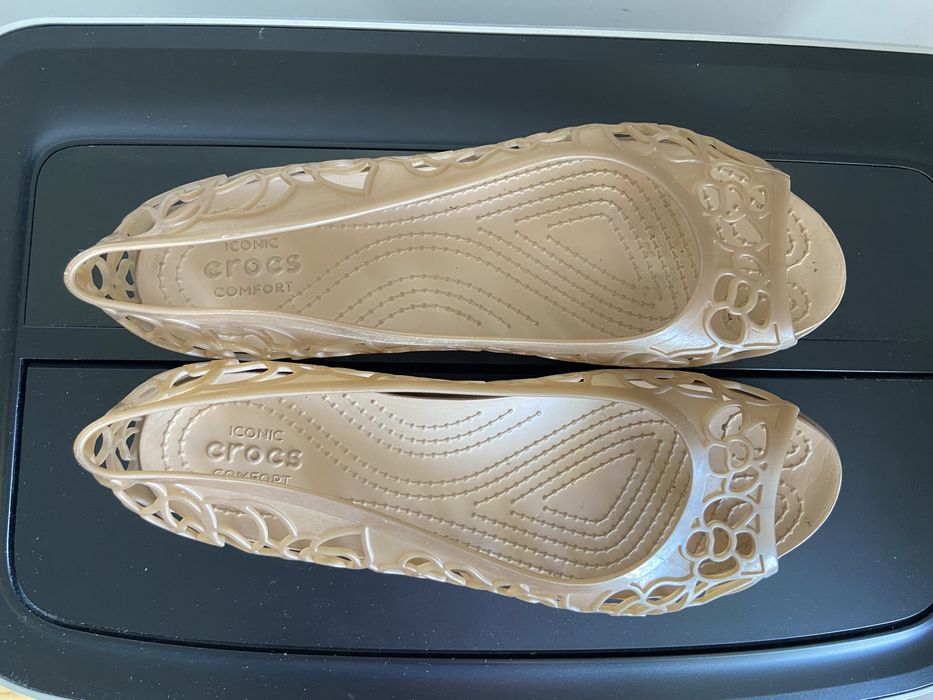 Baleriny Crocs Isabella Jelly r. 39/40 W9