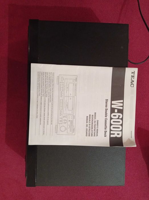 Касетна магнітофонна дека TEAC W-600R