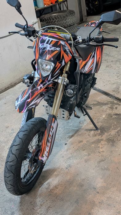 Mota 125 supermotard matriculada