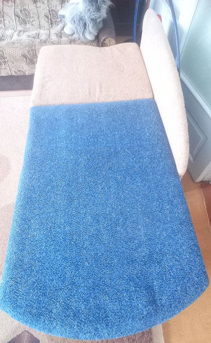 Диван. Компактний розкладний диван. Дитячий