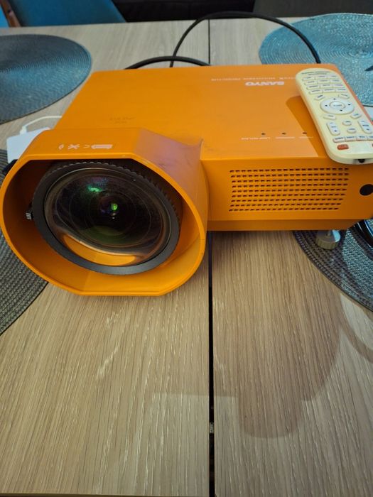 Projektor Sanyo PLC-XE40 xtraX