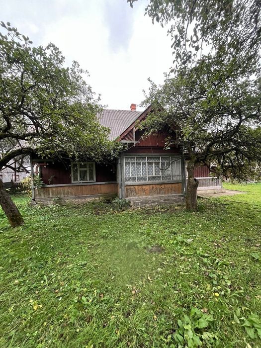 Нерухомість на шляху до Драгобрату!