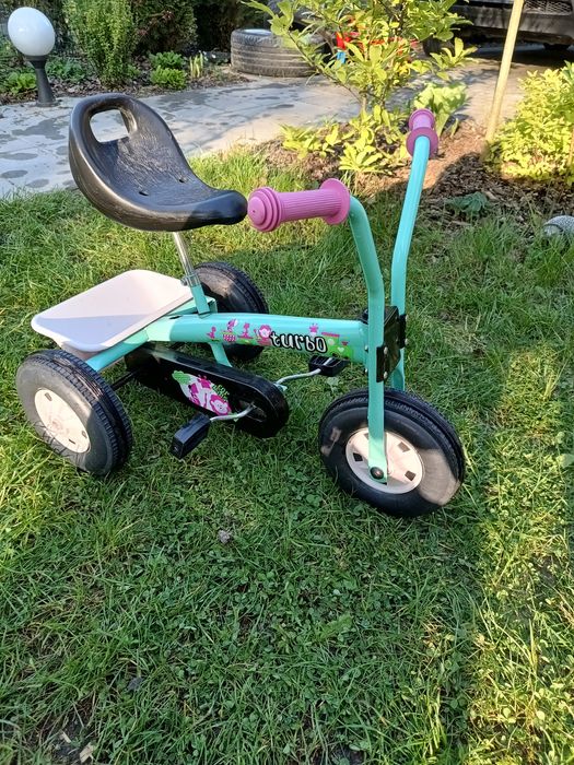 Rowerek dziecięcy trójkołowy turbo