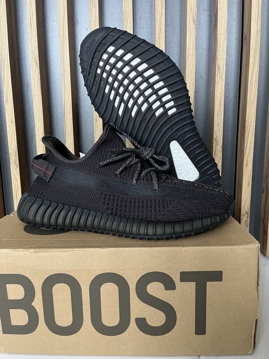 Yeezy 350 v2 black czarne rozmiar 37 1/3 38-38,5 nowe
