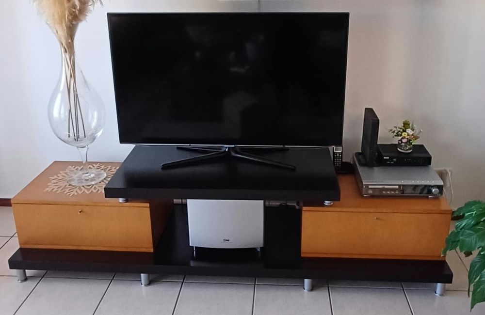 Vendo MÓVEL para TV