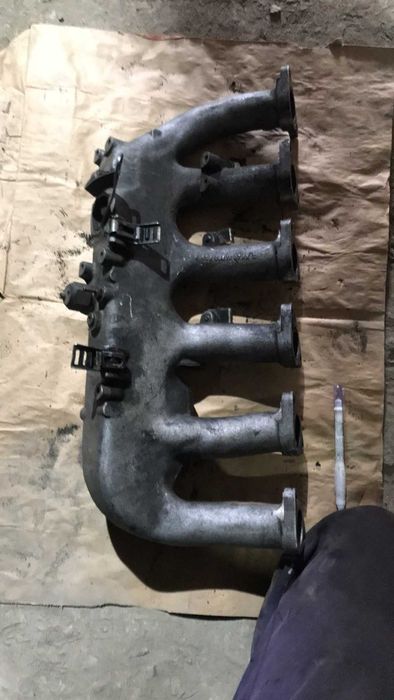 Колектор впускний коллектор впуск Mercedes OM603 3.5 TD 6030981007