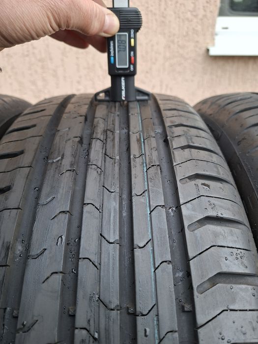Шини літні 215 55 18 Continental ContiEcoContact 5