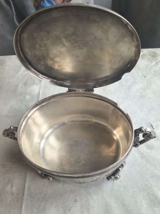 zabytkowa cukiernicza