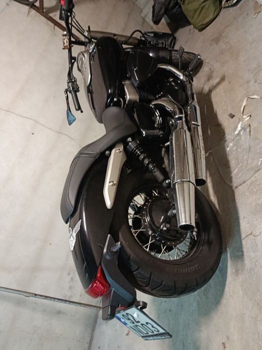 Honda Shadow 750 phantom