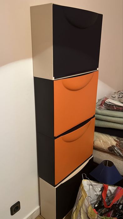 Sapateira multicor IKEA TRONES - 4 blocos