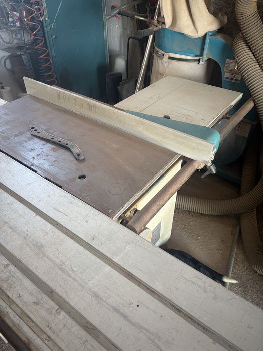 Esquadrejadora de carpintaria usada