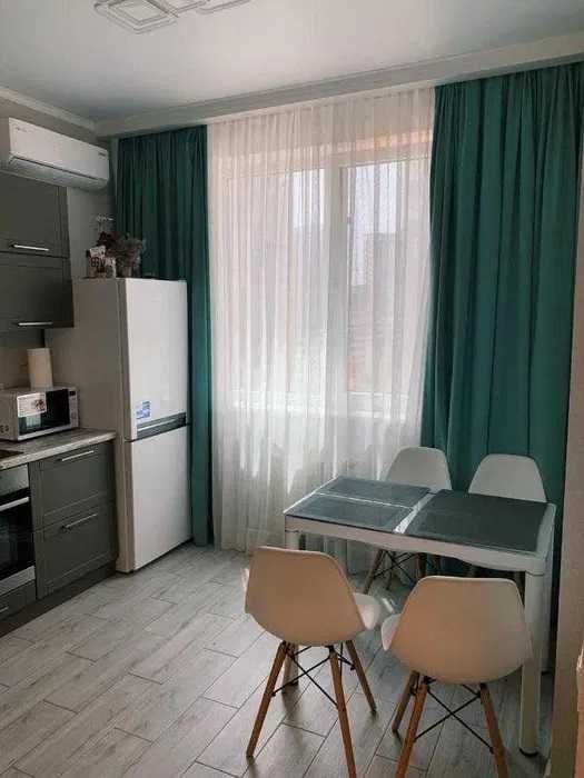 Оренда подобова та погодинна комфортної 1к квартири, м. Позняки